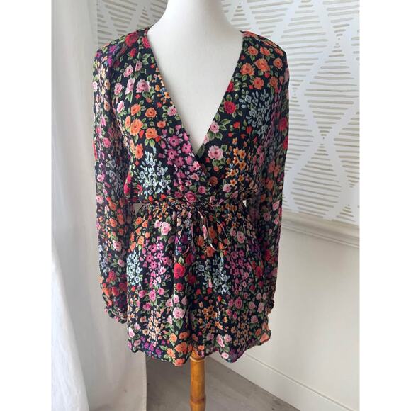 YUMI KIM Women’s XS Naomi Romper in Kingston Garden print - Picture 4 of 9